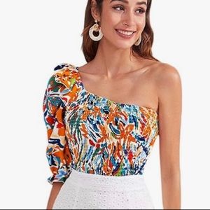 NWOT SOLY HUX Women’s One Shoulder Puff Short Sleeve Amazon XL Top